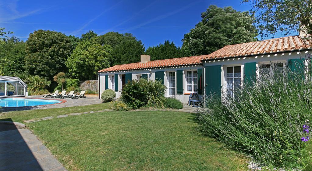 Hotel Domaine Le Martinet, The Originals Relais Bouin  Exteriér fotografie
