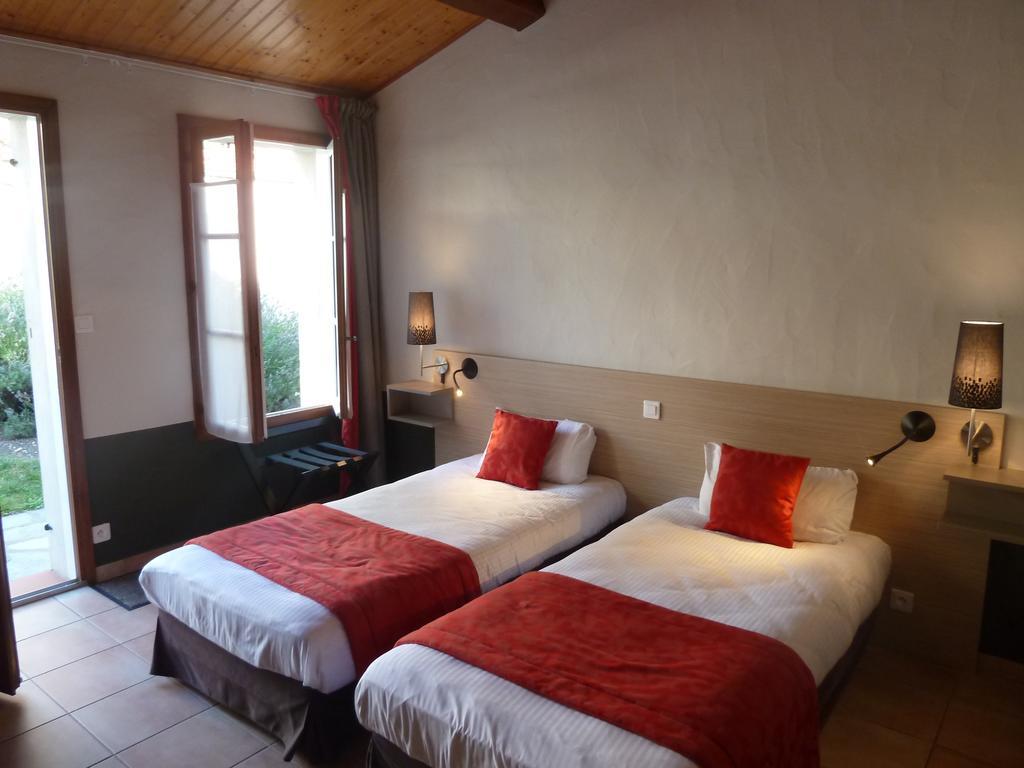 Hotel Domaine Le Martinet, The Originals Relais Bouin  Exteriér fotografie