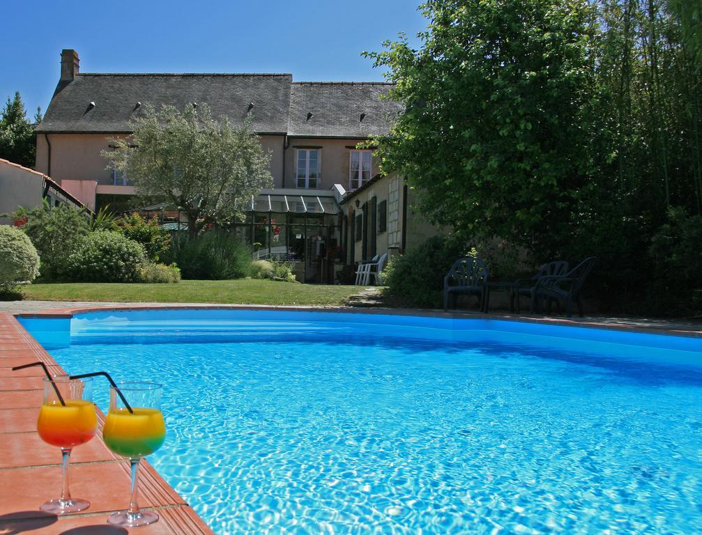 Hotel Domaine Le Martinet, The Originals Relais Bouin  Exteriér fotografie